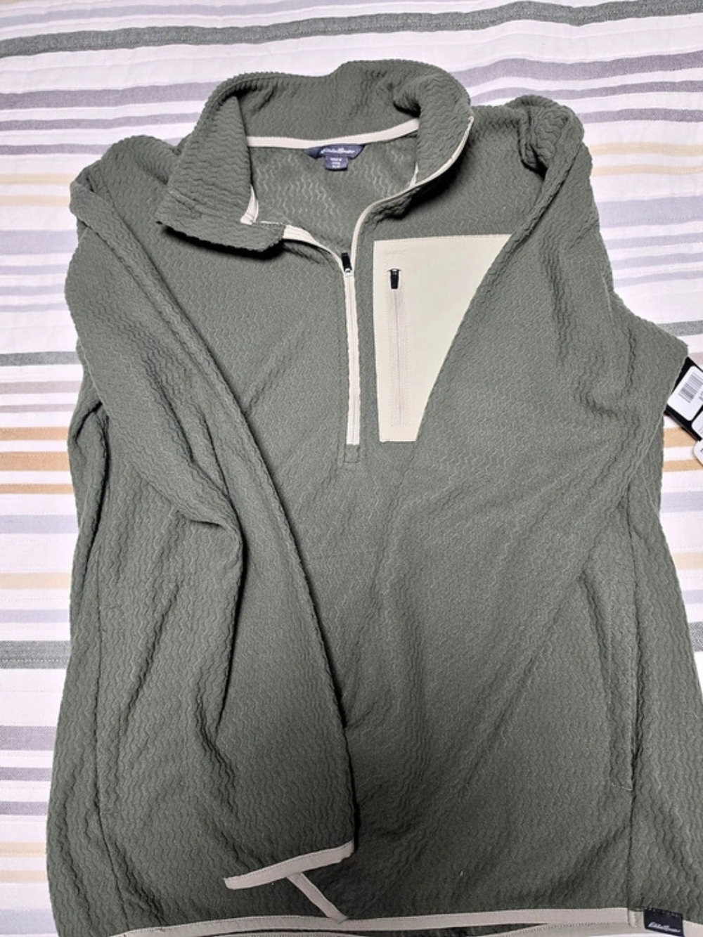 Eddie Bauer Fleece Vest in Green Size Medium Like New